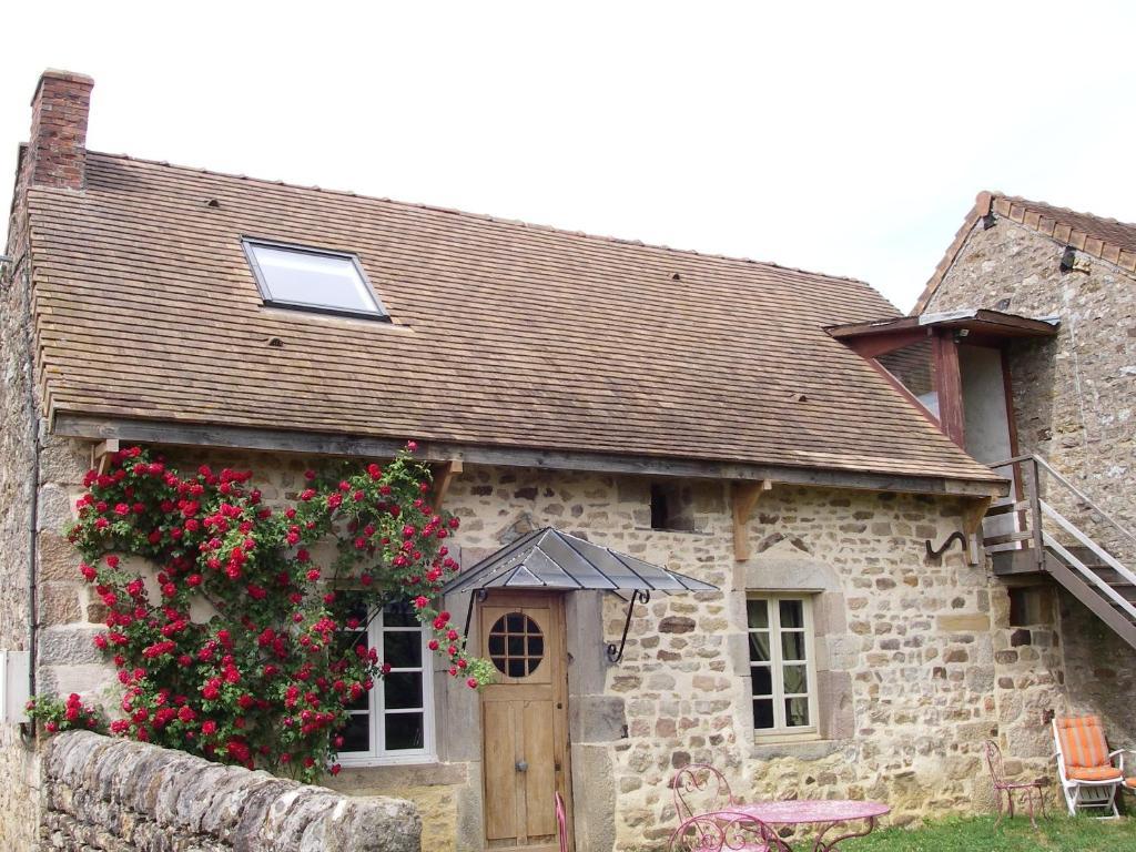 Le Trot'In Chair Bed & Breakfast Martigny-le-Comte Exterior photo